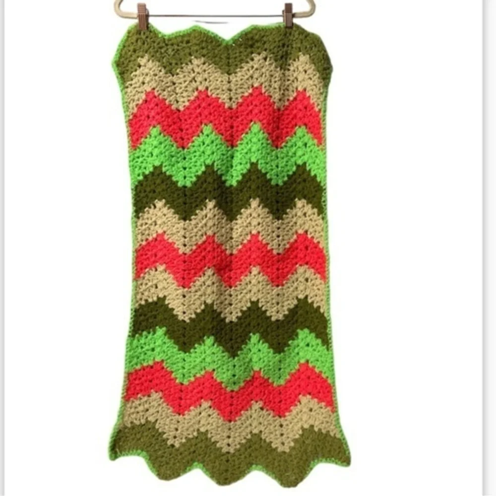 Retro Multi-Color Greens Pinks & Red Zig Zag Afghan Blanket Throw Crochet Afghan